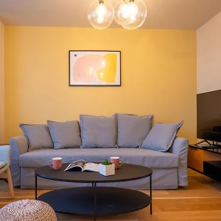 Design 1bdr Near Center Lejlighed Sofia