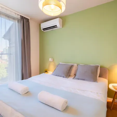 アパート Design 1bdr Near Center