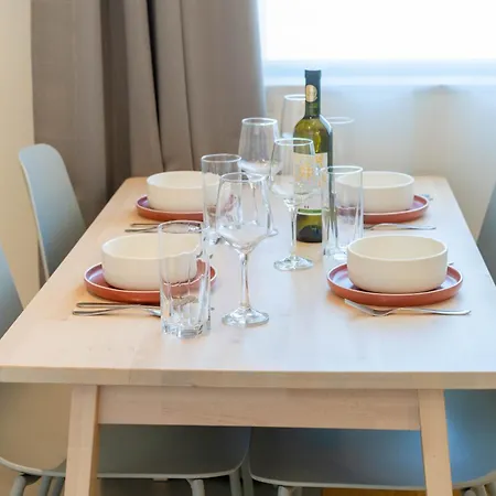 Apartment Design 1bdr Near Center *