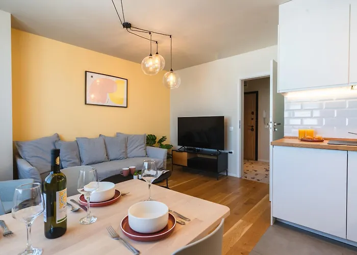 Design 1bdr Near Center Sofia